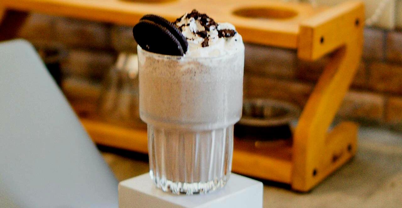 Cookies Cream Milkshake Recipe
