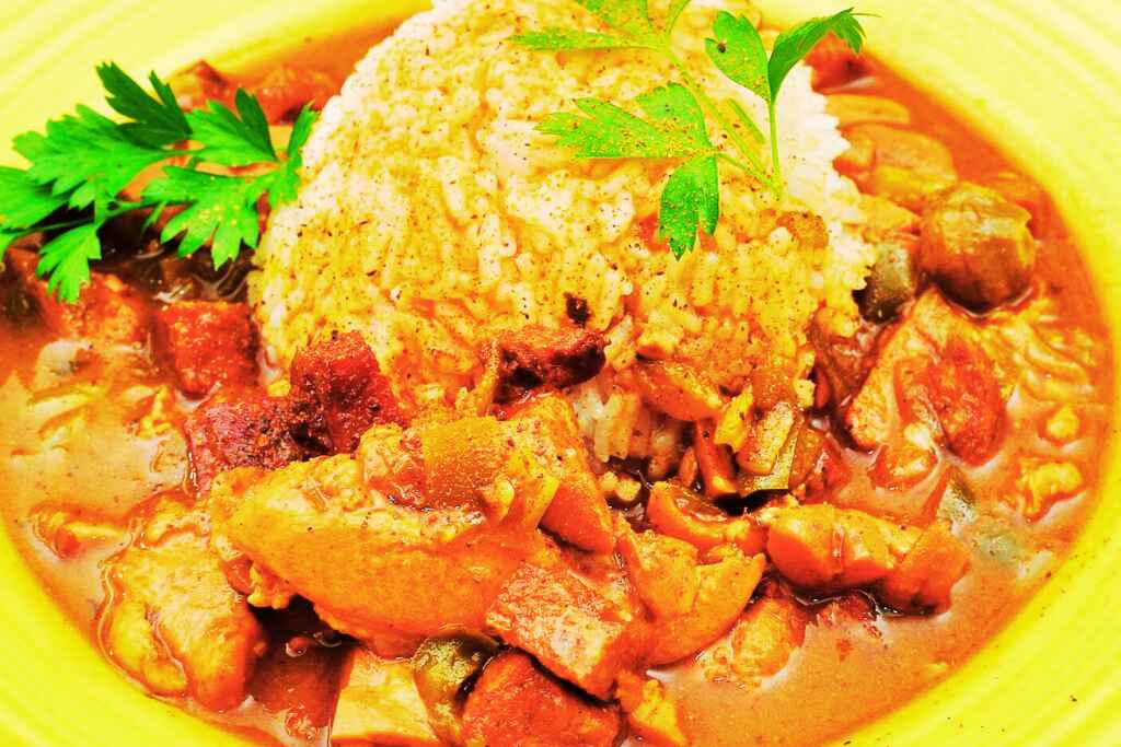 Tasty chicken gumbo
