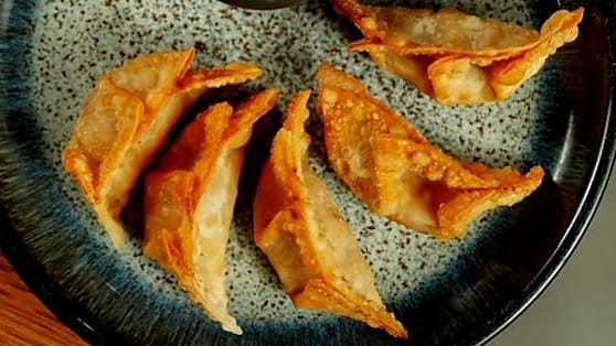 Spinach Artichoke Dip Wonton Cups