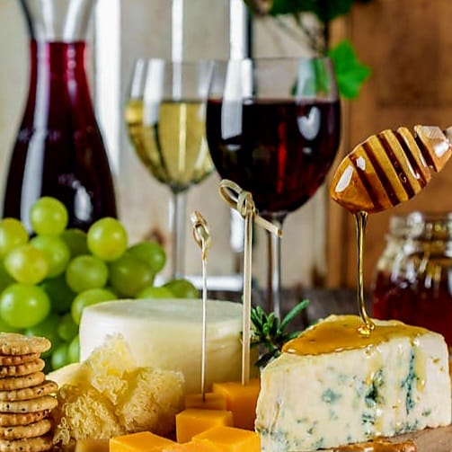 Holiday Glow Baked Brie With Cranberry Bliss