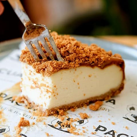 How To Make Classic New York Cheesecake At Home