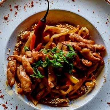 Creamy Homestyle Chicken Alfredo Pasta