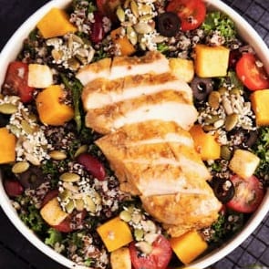 Healthy Quinoa Bowl With Roasted Vegetables