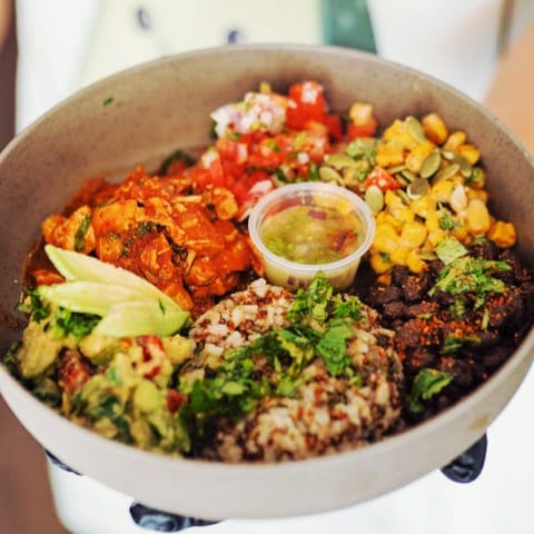 Healthy Quinoa Bowl With Roasted Vegetables