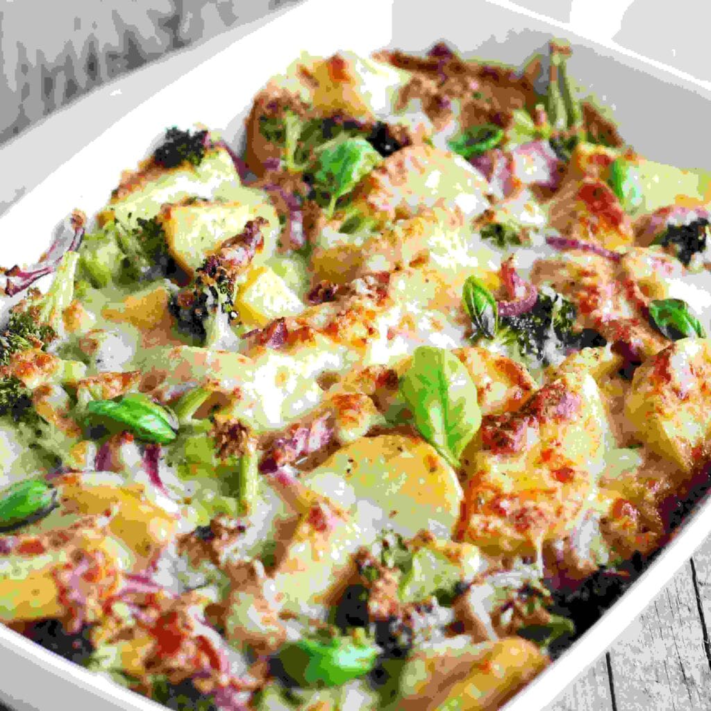 Cheesy Broccoli Baked Delight