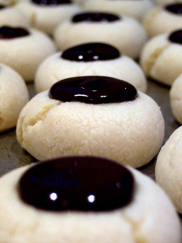 Melting in Your Mouth Chocolate Thumbprint Cookies With Mint & Caramel Magic