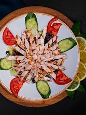 Make Grilled Chicken Caesar Salad At Home