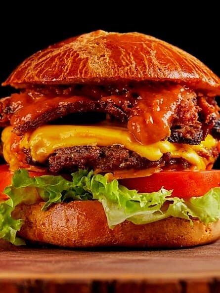 The Ultimate Copycat Carl’s Jr. Burger