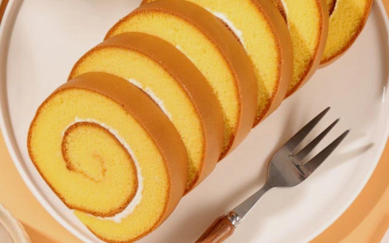 Golden Butter Cloud Pound Cake