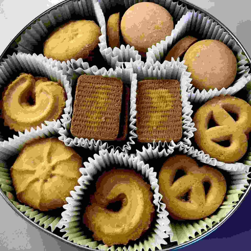 Golden Rosemary Butter Cookies