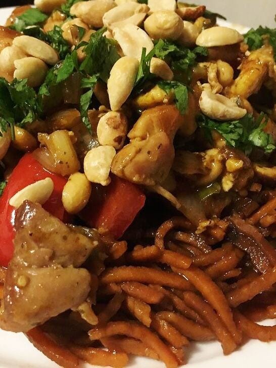 Zesty Street-Style Chicken Pad Thai