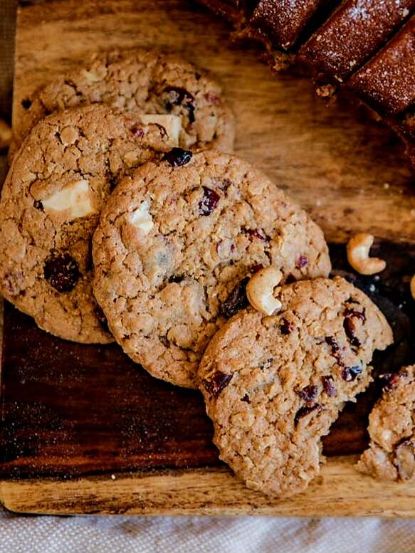 Golden Festival Pistachio Cranberry Cookies