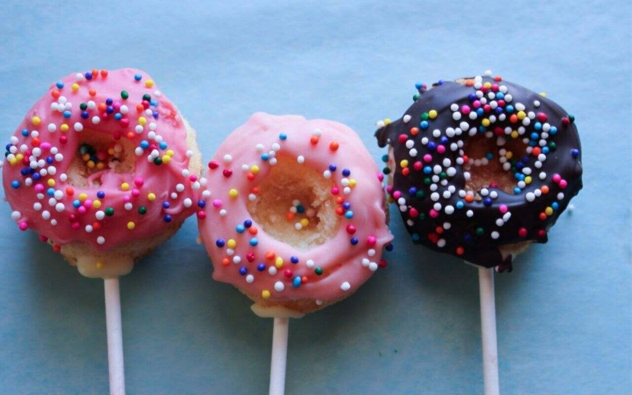 Rainbow Party Pop Cookies