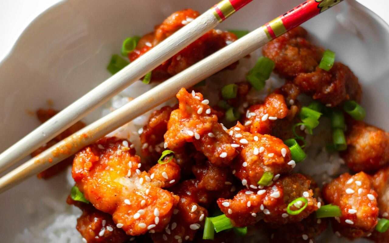 Golden Crunch Sesame Bliss Chicken