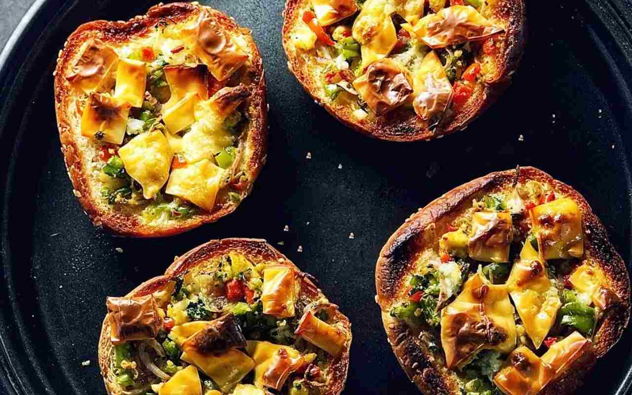 Mini Bagel Pizza Bites