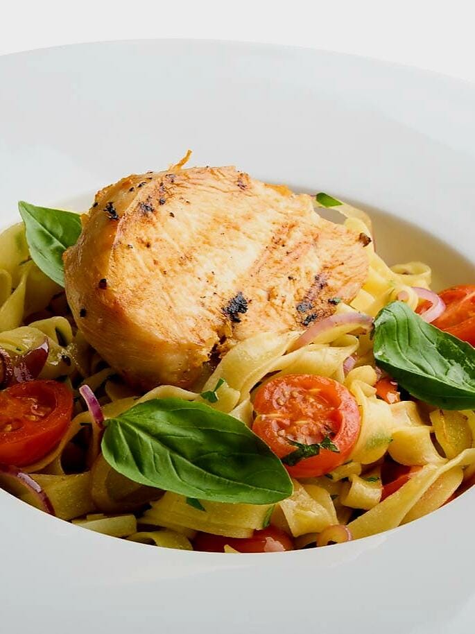 Homemade Garden Fresh Chicken Primavera Pasta