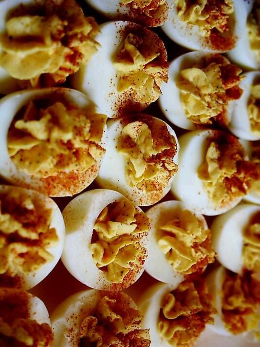 Creamy And Flavorful Deviled Eggs Recipe