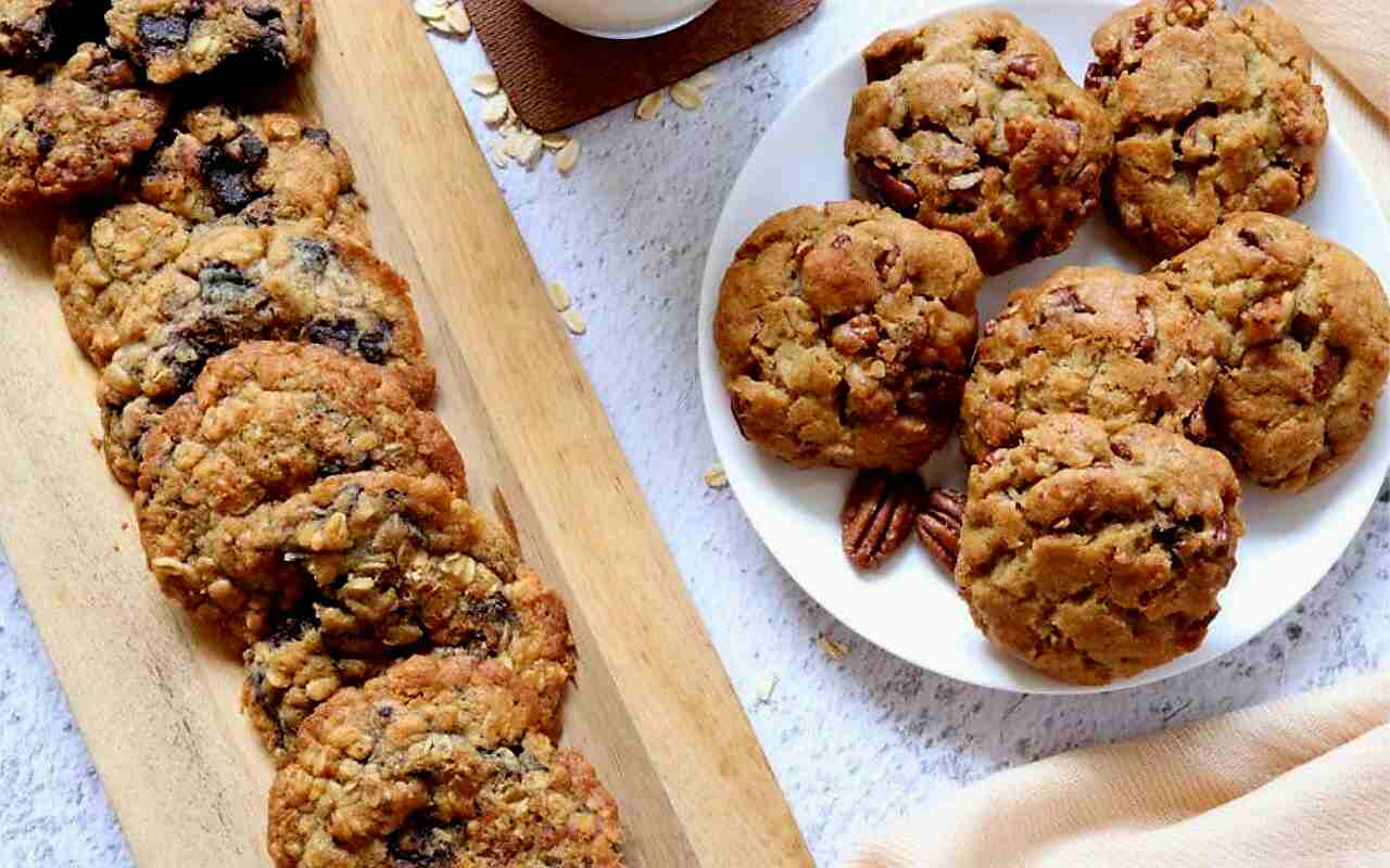 Old-Fashioned Hermit Cookies