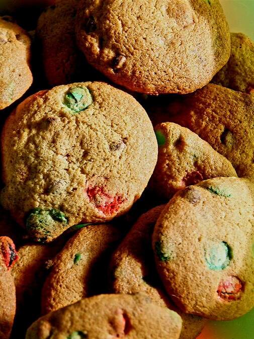 Homemade M&M Cookies