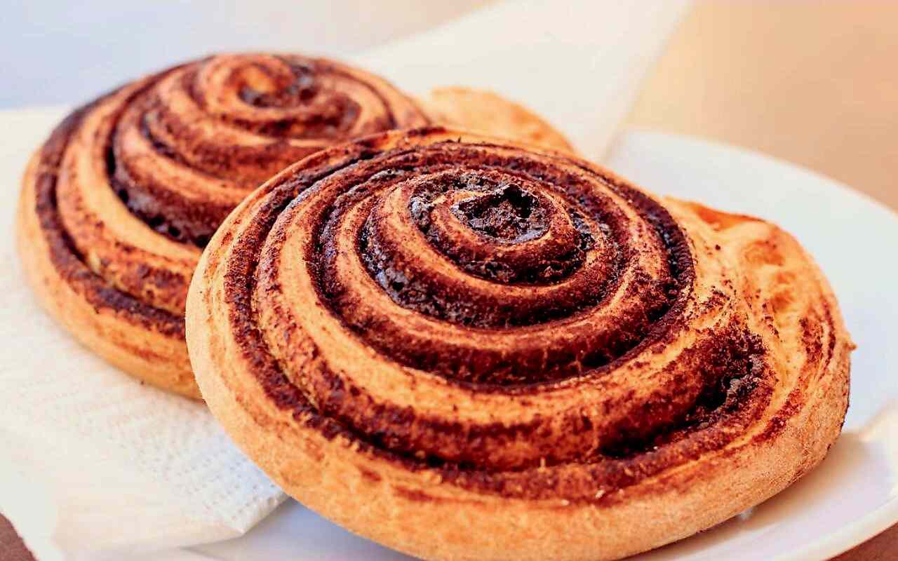 Golden Swirl Date Pinwheel Cookies