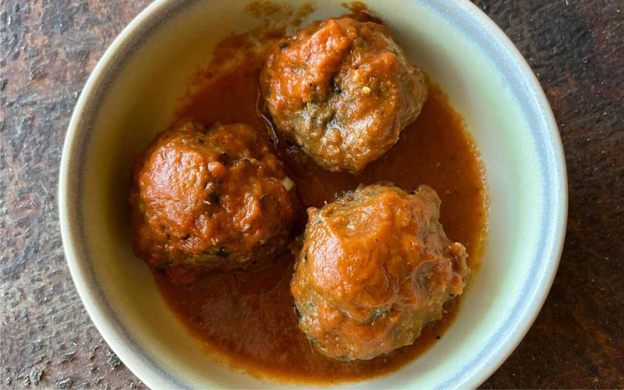 Juicy Chicken Feta Meatballs