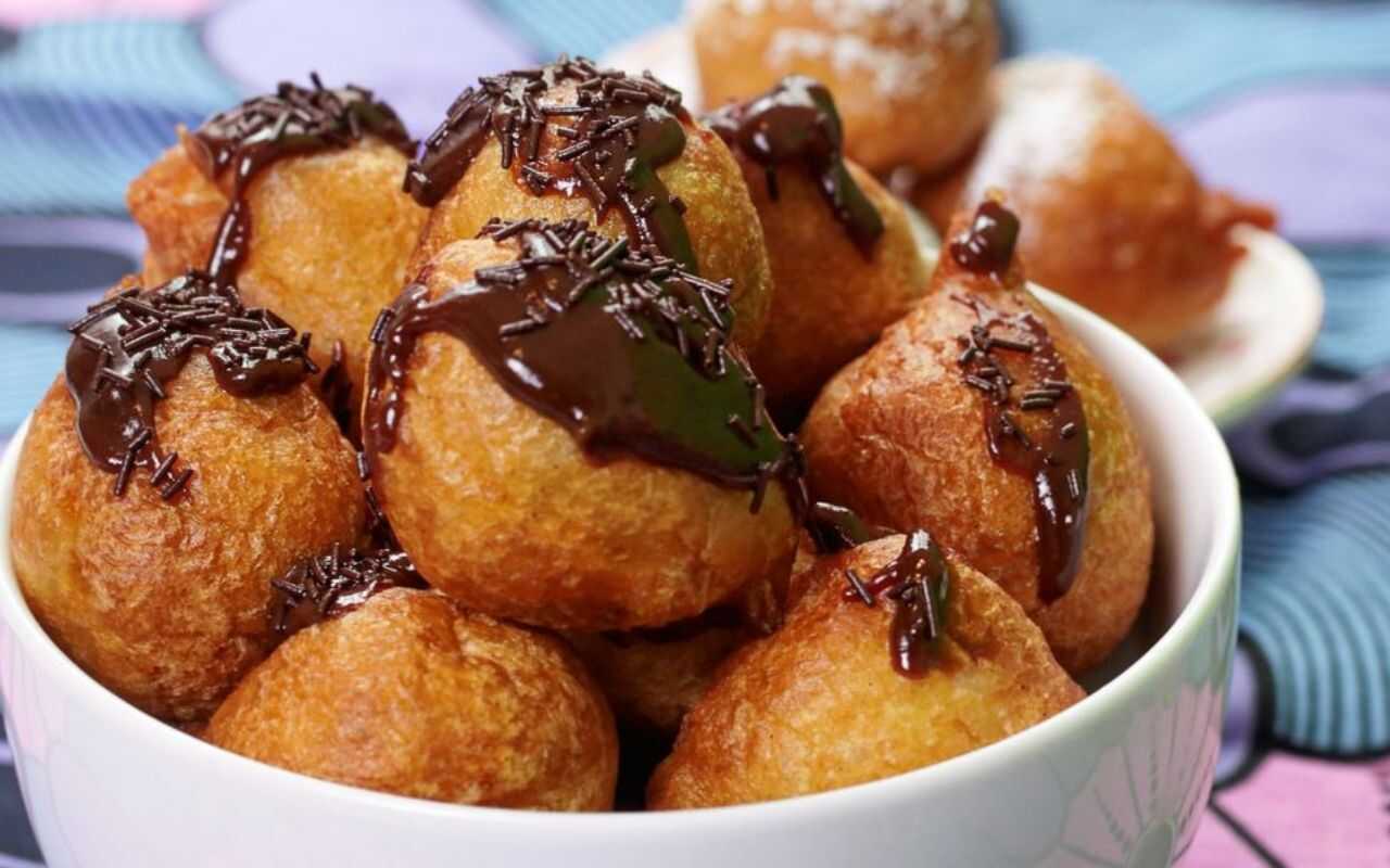 Chocolate Stuffed Beignet
