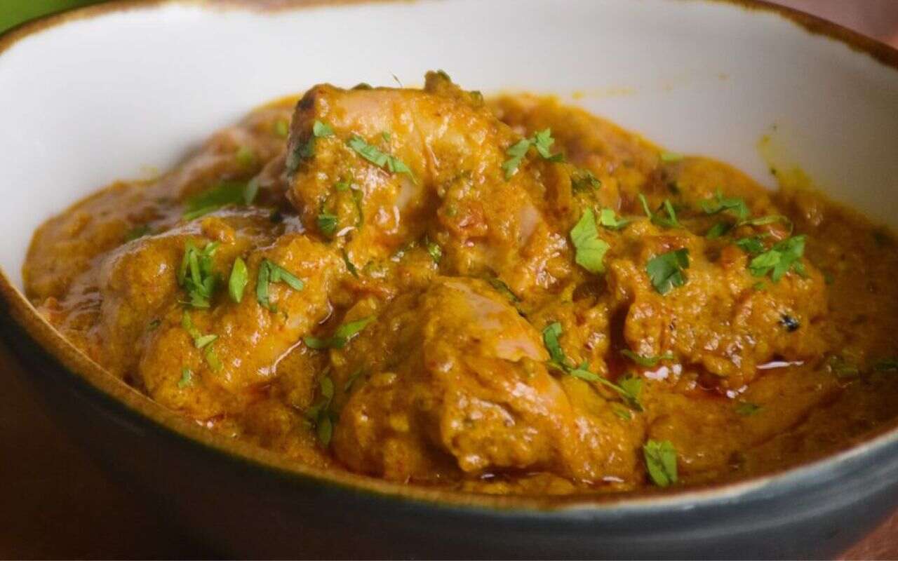 Creamy Golden Chicken Korma