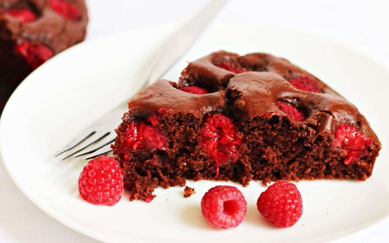 Chocolate Covered Strawberry Brownies