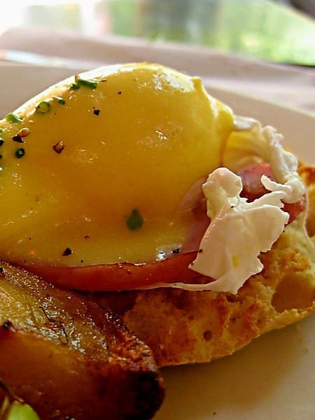 Eggs Benedict