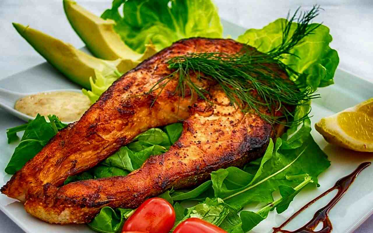 Salmon Cobb Salad with Lemon-Dill Dressing