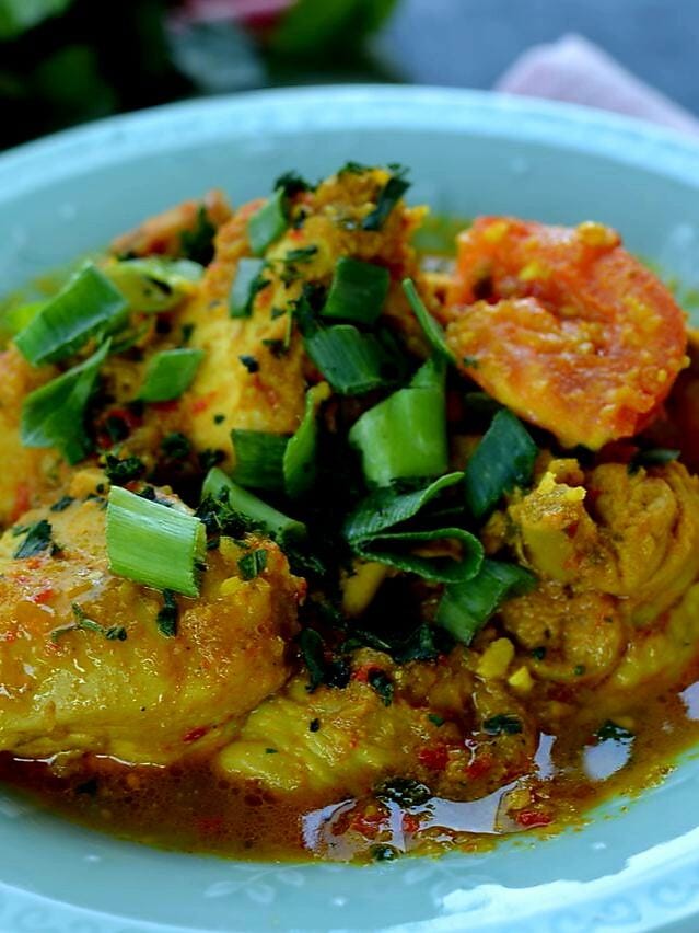 Braised Coconut Curry Chicken thighs