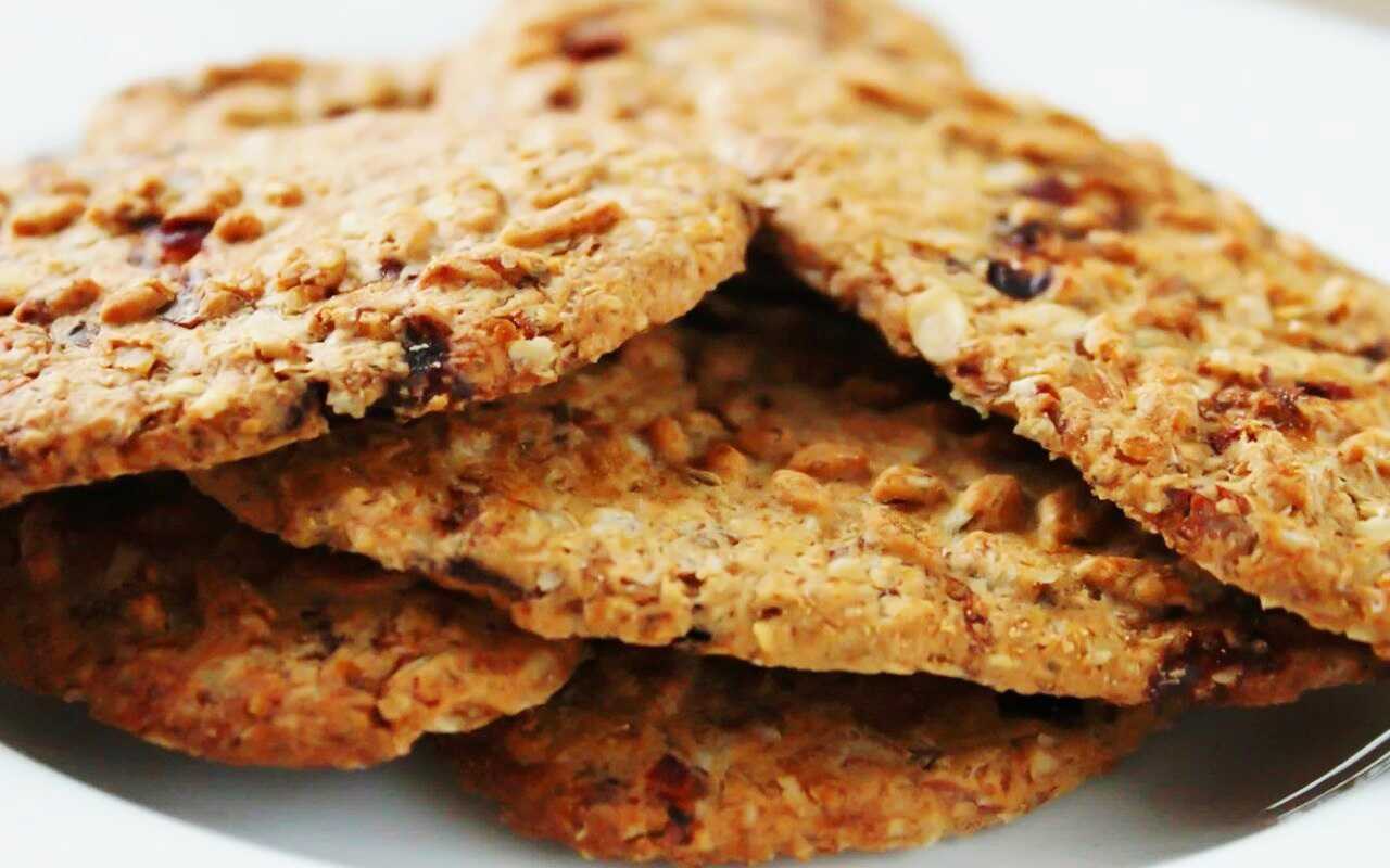 Warm and Cozy Spiced Oatmeal Raisin Cookies